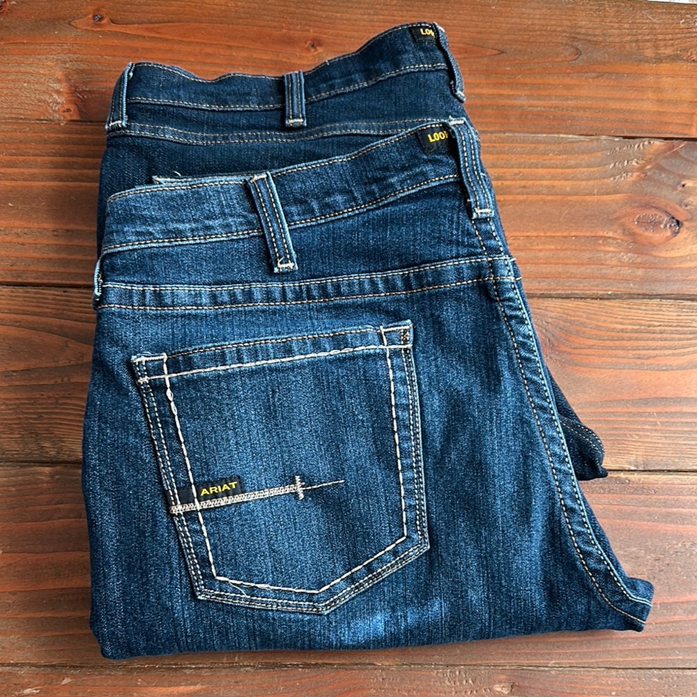 Two Ariat Blue Straight Jeans Classic Denim Style